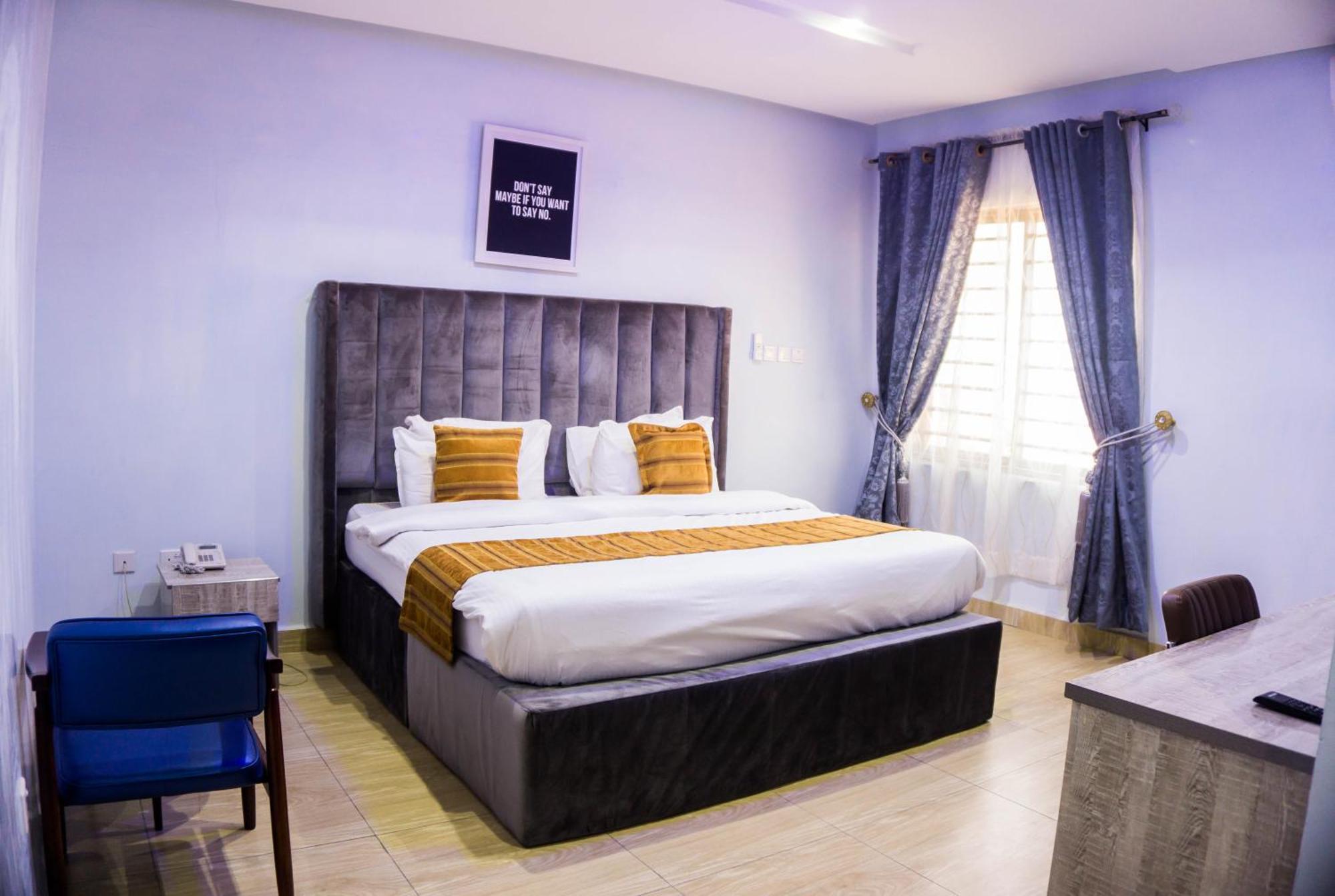 Vibes Suites Kaba Buitenkant foto