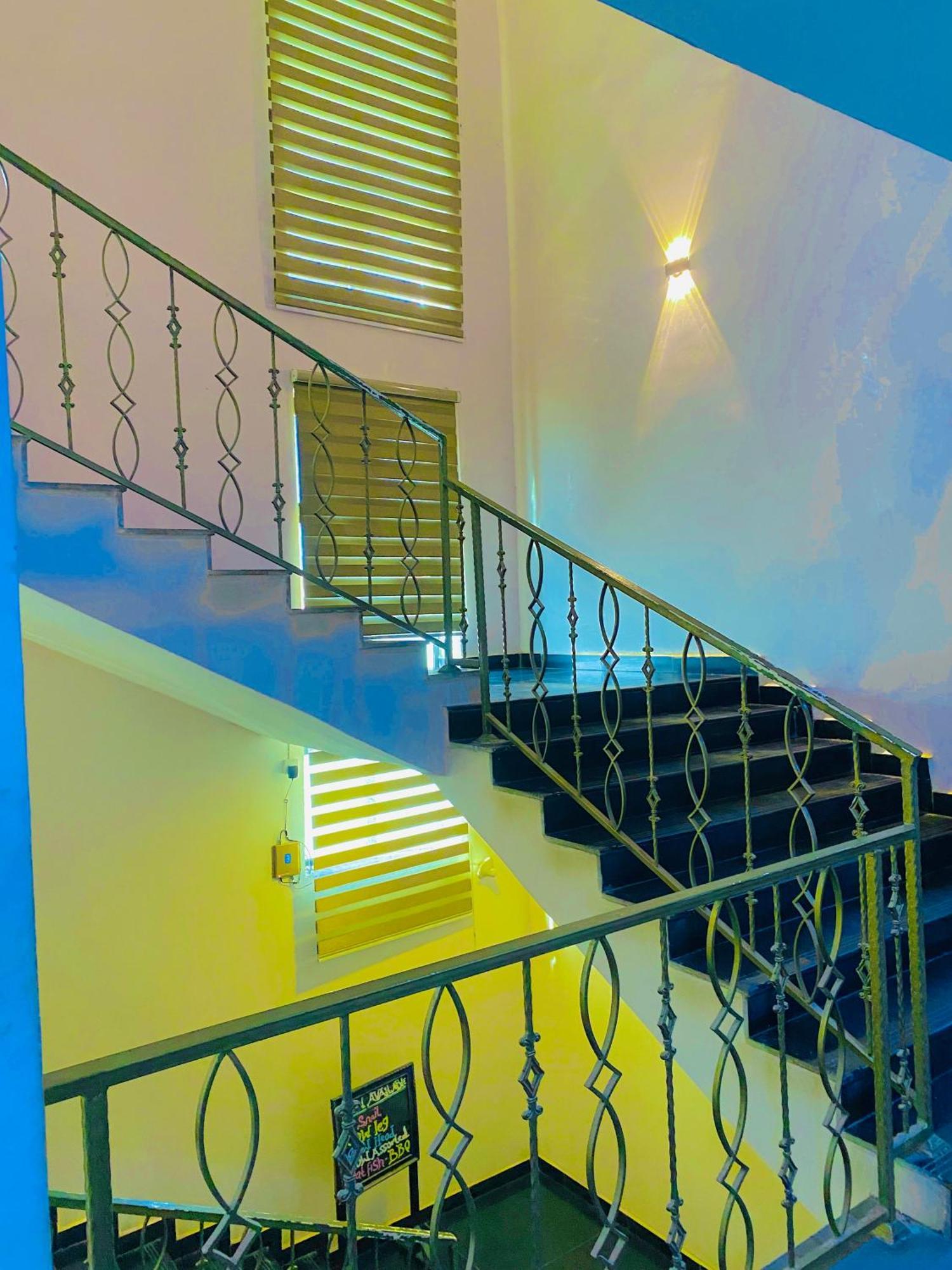 Vibes Suites Kaba Buitenkant foto